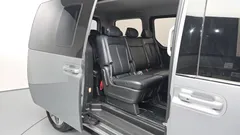 2023 Hyundai Staria 4WD Tourer 11-Seater — фото 12
