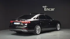 2021 Audi A8 55 TFSI Quattro LWB, чёрный — фото 2