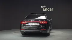 2021 Audi A8 55 TFSI Quattro LWB, чёрный — фото 4