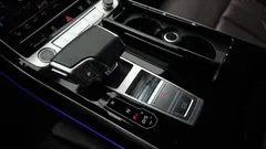 2021 Audi A8 55 TFSI Quattro LWB, чёрный — фото 9