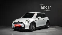 2023 Mini Cooper Classic — фото 1