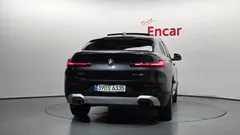 2022 BMW X4 xDrive20i xLine — фото 4