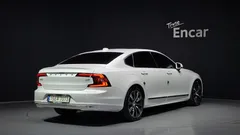 2023 Volvo S90 B5 Ultimate Bright, белый — фото 2