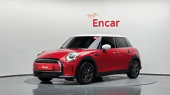 2023 Mini Cooper 5Door Classic — фото 1