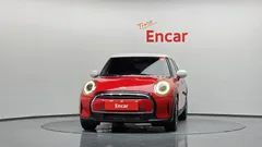 2023 Mini Cooper 5Door Classic — фото 3