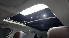 2023 Volkswagen Tiguan 2.0 TSI Prestige, белый — фото 17