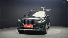 2022 BMW X7 xDrive 40i Design Pure Excellence 6-Seater — фото 3