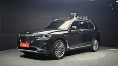 2022 BMW X7 xDrive 40i Design Pure Excellence 6-Seater — фото 13