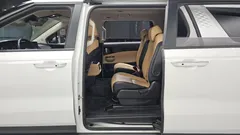 2023 Kia Carnival Gasoline 9-Seater Prestige — фото 16
