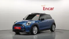 2022 Mini Cooper Classic Plus Launch Pack, синий — фото 1