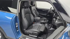 2022 Mini Cooper Classic Plus Launch Pack, синий — фото 12