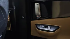 2023 Kia Carnival Diesel 9-Seater Prestige — фото 19