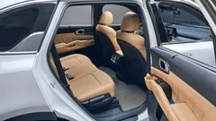 2023 Kia Sorento HEV 1.6 4WD — фото 11