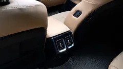 2023 Kia Sorento HEV 1.6 4WD — фото 19