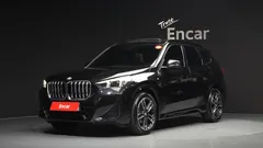2023 BMW X1 sDrive 18d M Sport, чёрный — фото 1