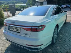 2023 Audi A8 55 TFSI Quattro Premium LWB — фото 4