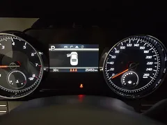 2023 Hyundai Grandeur 3.0 LPi Rent Car — фото 8