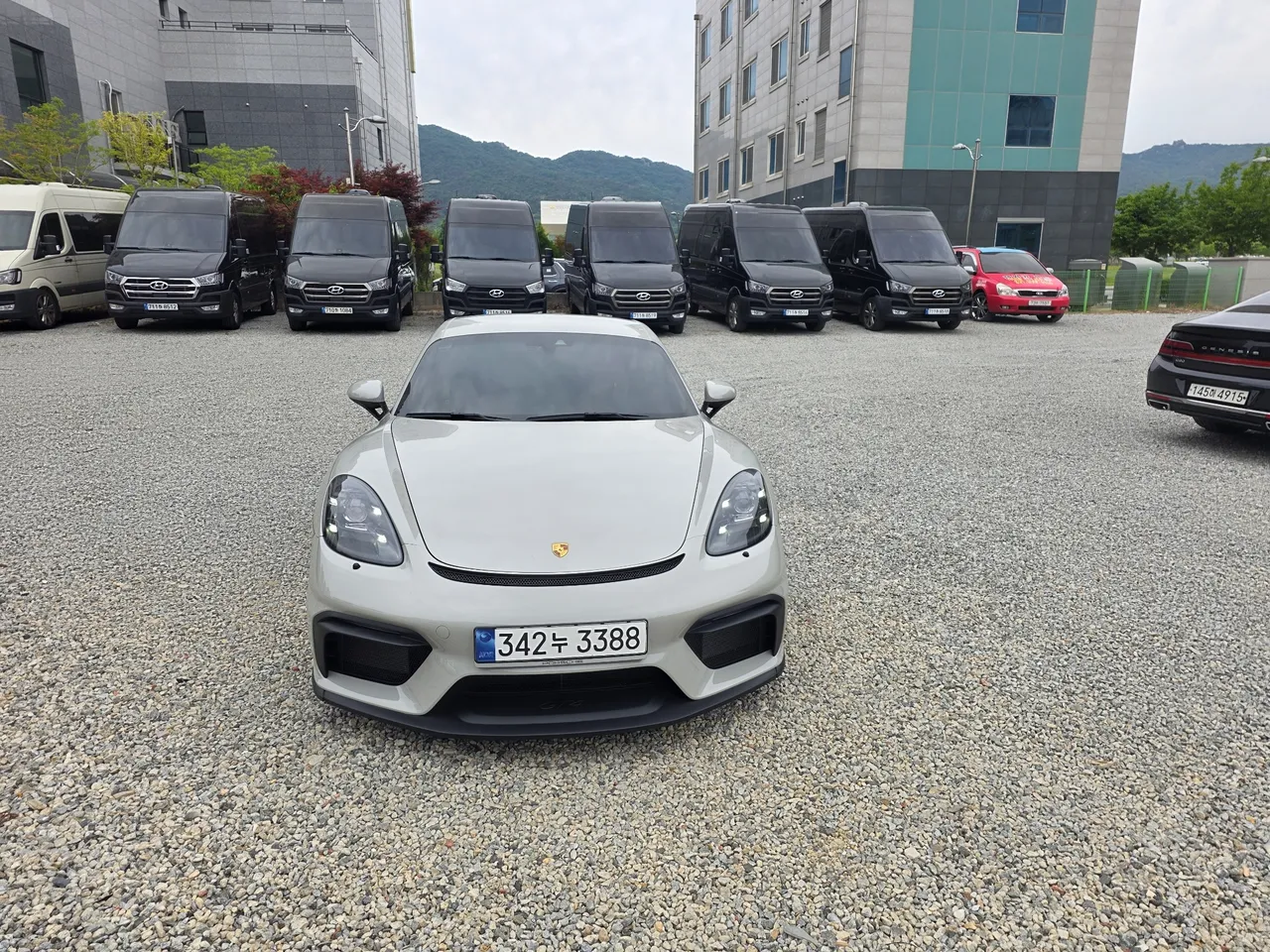 2022 Porsche 718 4.0 GT4