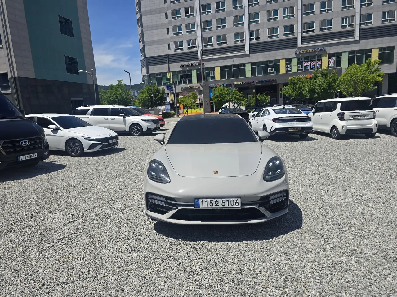2022 Porsche Panamera 2.9 AWD Platinum Edition