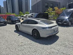 2022 Porsche Panamera 2.9 AWD Platinum Edition — фото 14