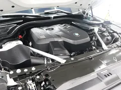 2024 BMW 5-Series 520i M Sport, белый — фото 17