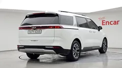 2023 Kia Carnival Diesel 9-Seater Prestige — фото 2