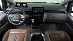 2022 Hyundai Staria 4WD Lounge 9-Seater — фото 7