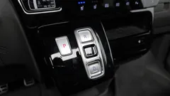 2022 Hyundai Staria 4WD Lounge 9-Seater — фото 9