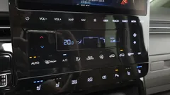 2022 Hyundai Staria 4WD Lounge 9-Seater — фото 15