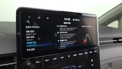 2022 Hyundai Staria 4WD Lounge 9-Seater — фото 16