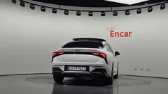 2024 Kia K5 1.6 Turbo, белый — фото 4