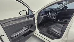 2024 Kia K5 1.6 Turbo, белый — фото 10