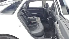 2024 Kia K5 1.6 Turbo, белый — фото 12