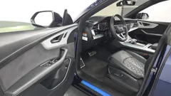 2023 Audi Q8 55 TFSI Quattro Premium, синий — фото 10