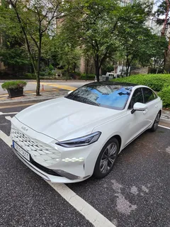 2023 Kia K8 Signature Special — фото 3