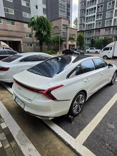 2023 Kia K8 Signature Special — фото 5