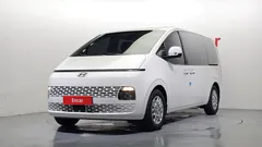 2023 Hyundai Staria Tourer 11-Seater — фото 1