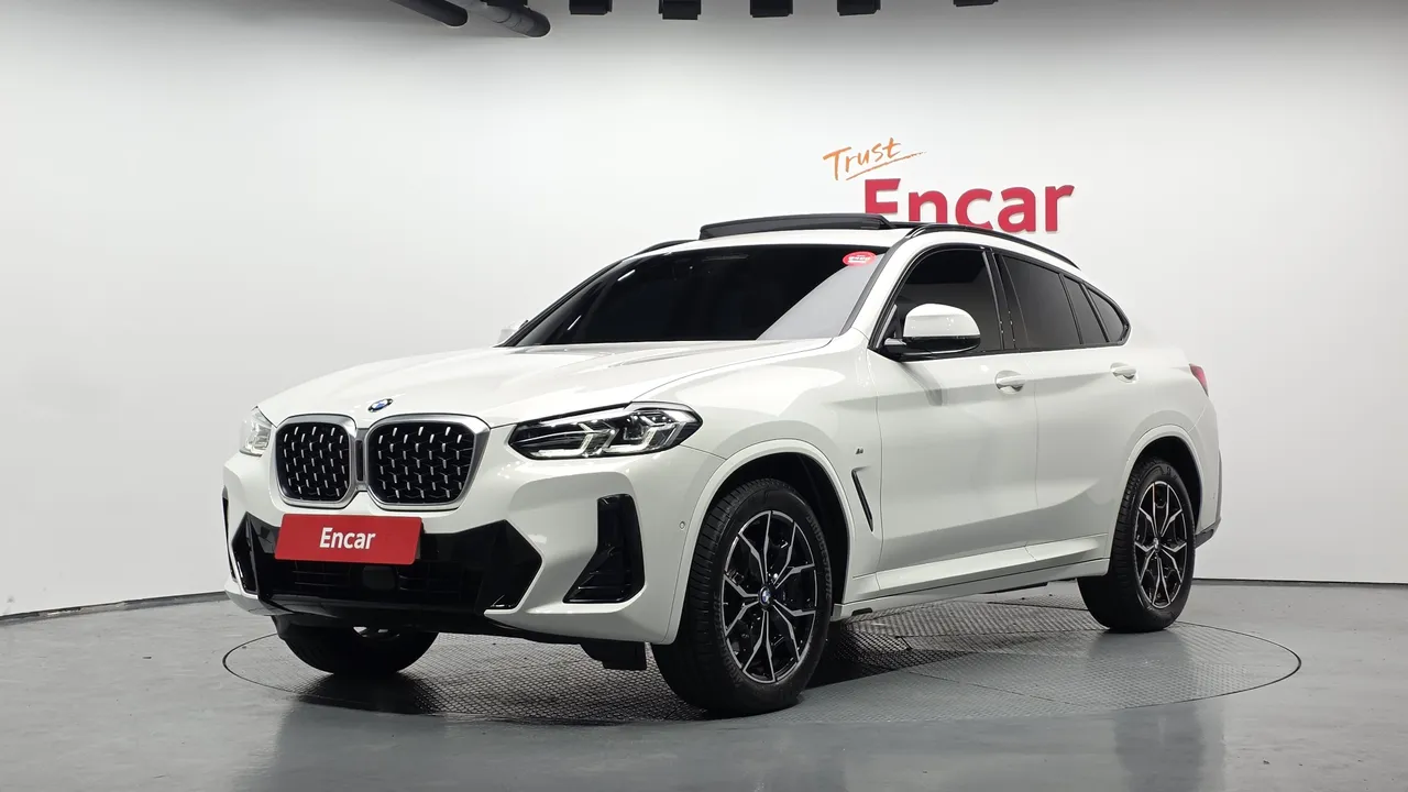 2022 BMW X4 xDrive20i M Sport