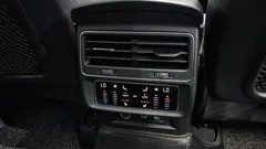 2022 Audi Q7 45 TDI Quattro Premium — фото 19