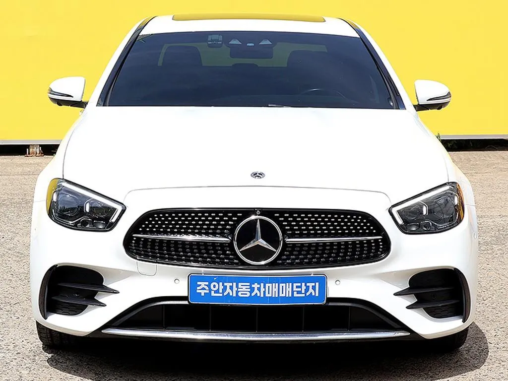 2022 Mercedes-Benz E-Class E220d 4MATIC AMG Line