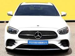 2022 Mercedes-Benz E-Class E220d 4MATIC AMG Line — фото 11