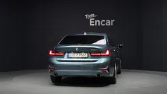 2021 BMW 3-Series 320i Luxury, 청옥색 — фото 4
