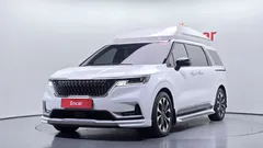 2023 Kia Carnival Diesel 9-Seater Prestige — фото 1