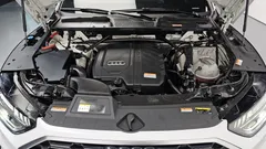 2021 Audi Q5 45 TFSI Quattro Premium, белый — фото 6
