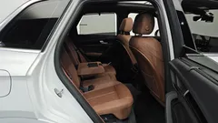 2021 Audi Q5 45 TFSI Quattro Premium, белый — фото 11
