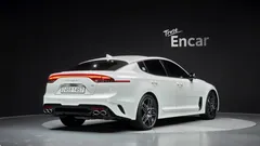2023 Kia Stinger 2.5 AWD Masters — фото 2