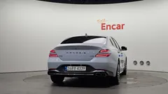 2022 Genesis G70 Gasoline 2.0T 4WD — фото 4
