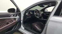 2022 Genesis G70 Gasoline 2.0T 4WD — фото 10