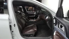2022 Genesis G70 Gasoline 2.0T 4WD — фото 12
