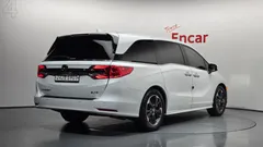 2021 Honda Odyssey 3.5, белый — фото 2